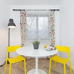 Premium Ludwinowska By Renters *