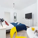 Premium Ludwinowska By Renters *