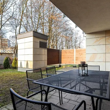 Premium Ludwinowska By Renters *