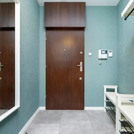 Premium Ludwinowska By Renters *