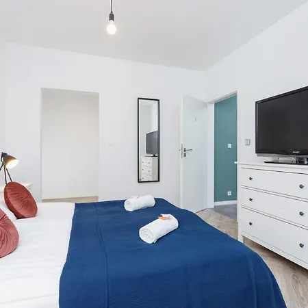 Premium Ludwinowska By Renters *