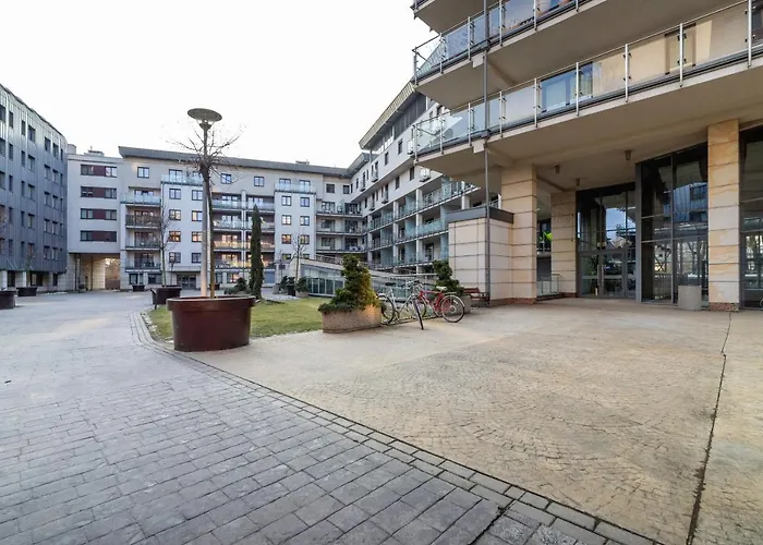 Premium Ludwinowska By Renters